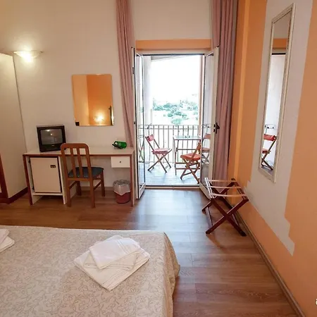Majore Hotel