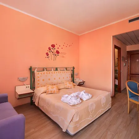 Majore Hotel