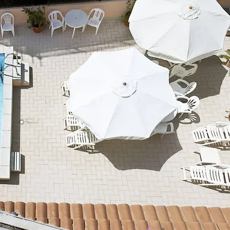 Otel Majore