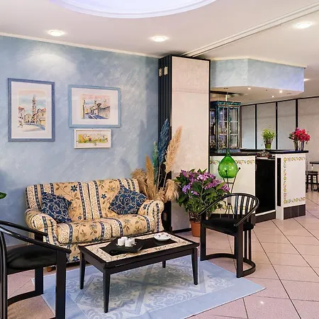 Majore Hotel 4*